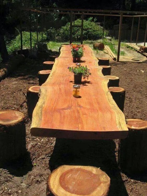 We decided to bring you the best examples for a live edge outdoor dining table we could find to help you out in deciding how your new table should look like. For more ideas go to backyardmastery.com