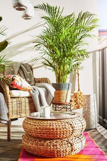You can easily make your backyard look expensive without paying a lot of money. It all comes down to finding the right decor pieces and ideas to make everything look more expensive than it is. Here you have a few good ways to start making your backyard feel luxurious without spending a whole lot.