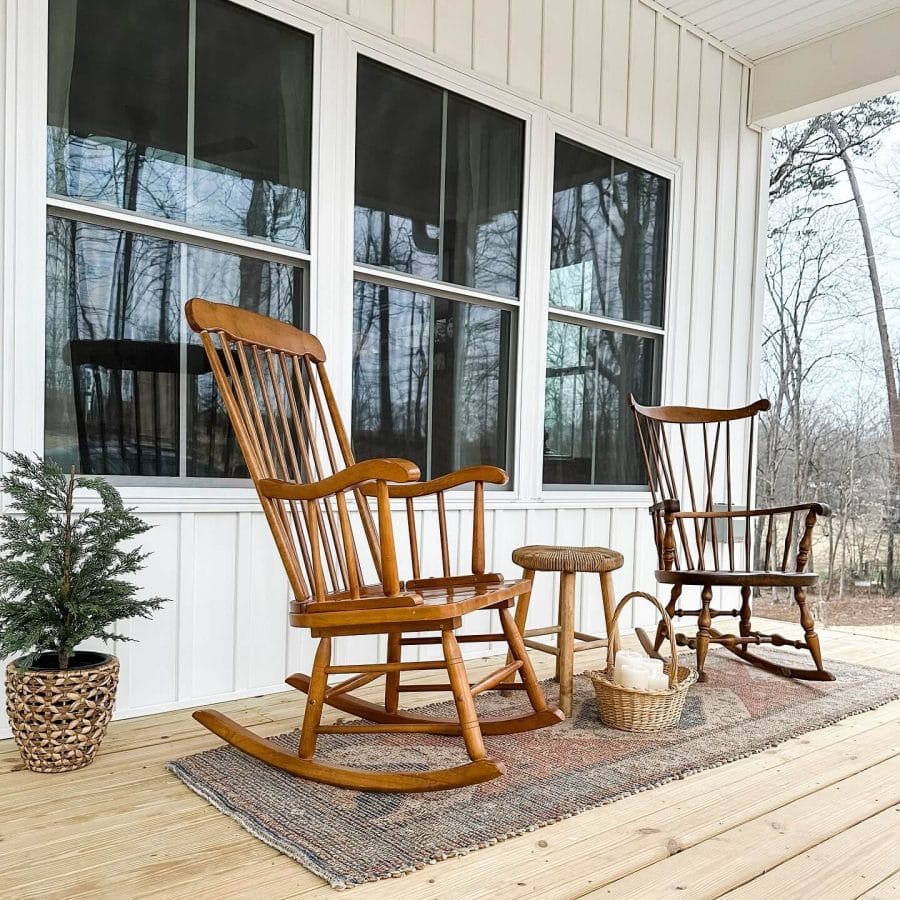 These simple back porch ideas will have you loving your minimalist porch because we did go for the coziest and warmest felt ideas. Go to backyardmastery.com for more ideas.